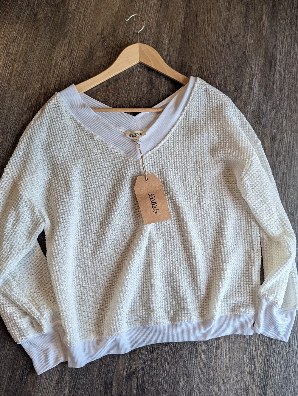 Listicle Cream Waffle-Knit V-Neck Pullover NWT Size Medium